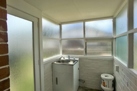 Photo of property in 1/54 Northboro Road, Belmont, Auckland, 0622