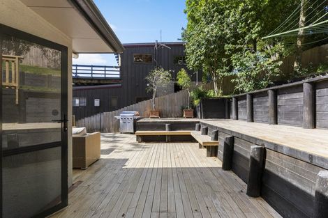 Photo of property in 167 Browns Bay Road, Browns Bay, Auckland, 0630