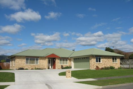 Photo of property in 7 Tainui Street, Levin, 5510