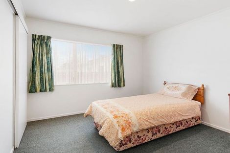 Photo of property in 2/61 Main Road, Titahi Bay, Porirua, 5022