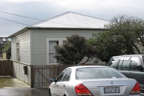 Photo of property in 16 Cruickshank Street, Kilbirnie, Wellington, 6022