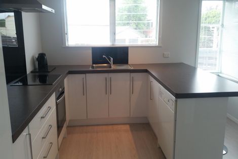 Photo of property in 11 Strathmore Place, Awapuni, Palmerston North, 4412