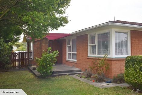 Photo of property in 151 Avonhead Road, Avonhead, Christchurch, 8042