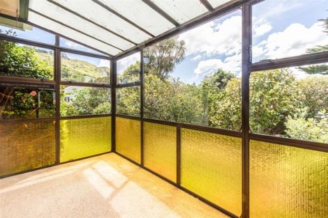 Photo of property in 5 Hollies Crescent, Johnsonville, Wellington, 6037