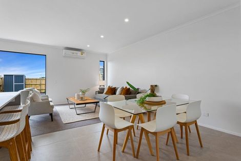 Photo of property in 110 Symes Drive, Red Beach, 0932