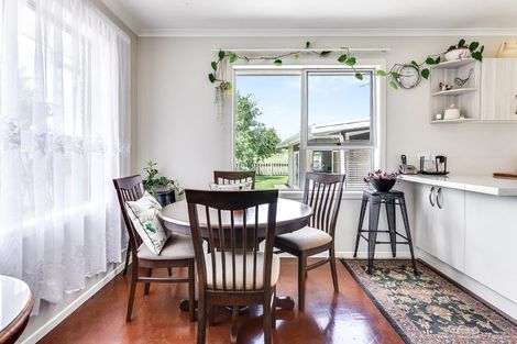 Photo of property in 11 Fiona Place, Dinsdale, Hamilton, 3204