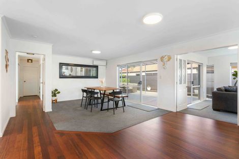 Photo of property in 21 Pacific View Road, Papamoa Beach, Papamoa, 3118