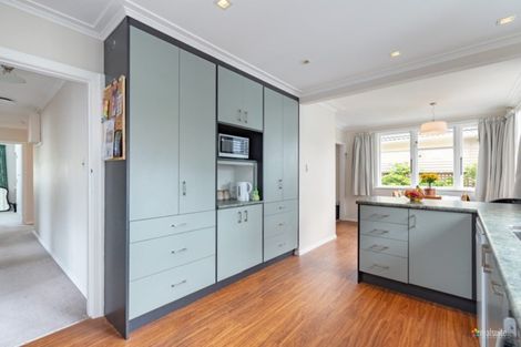 Photo of property in 153 Riverside Drive, Waiwhetu, Lower Hutt, 5010