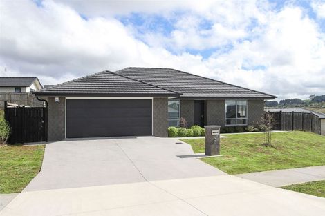 Photo of property in 3 Herbert Oldham Road, Pokeno, 2402
