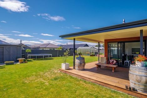 Photo of property in 4 Mallard Street, Albert Town, Wanaka, 9305
