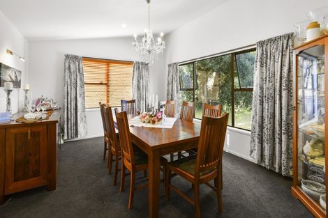 Photo of property in 25 Halver Road, Hillpark, Auckland, 2102