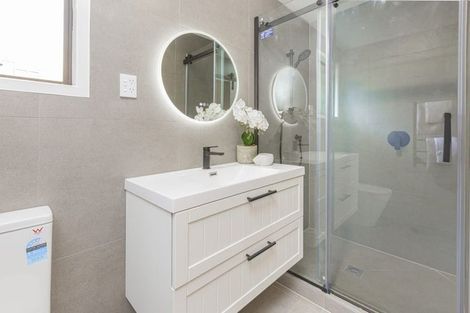 Photo of property in 4/4 Church Street, Onehunga, Auckland, 1061