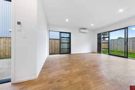 Photo of property in 9 Tapuwae Way, Mangere Bridge, Auckland, 2022