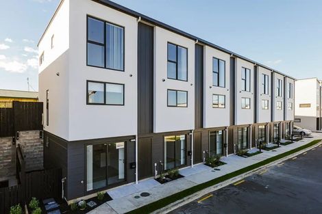 Photo of property in 64 Tukari Lane, Mangere Bridge, Auckland, 2022