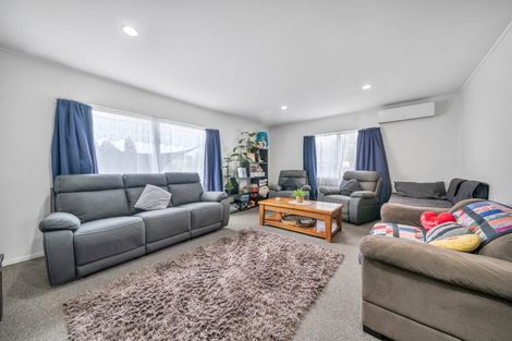 Photo of property in 1/16 Wilson Place, Papakura, 2110