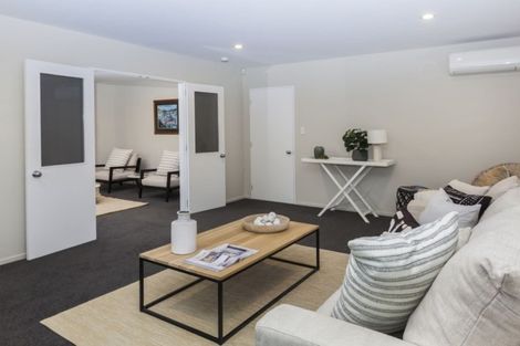 Photo of property in 19 Thornwood Place, Redwood, Christchurch, 8051