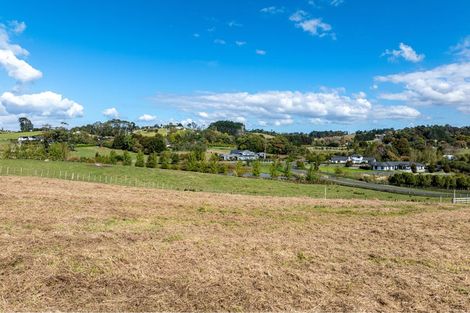 Photo of property in 20 Oak Valley Road, Dairy Flat, 0792