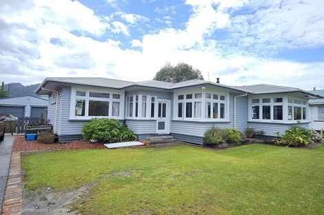 Photo of property in 67 Bright Street, Cobden, Greymouth, 7802
