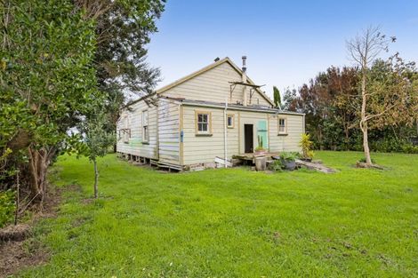 Photo of property in 53 Riemenschneider Street, Manaia, 4612