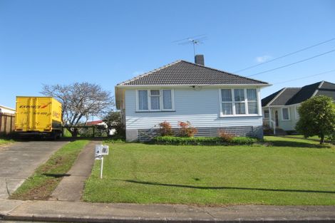 Photo of property in 4 Leonard Place, Otara, Auckland, 2023