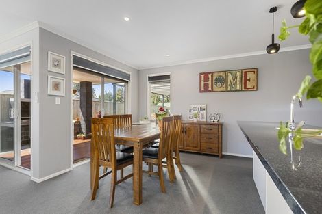 Photo of property in 8 Tangaroa Street, Waitara, 4320