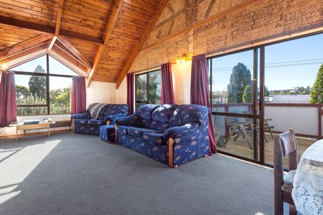 Photo of property in 106 Windsor Road, Bellevue, Tauranga, 3110