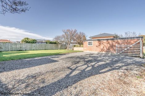 Photo of property in 21 Coutts Road, Gore, 9710