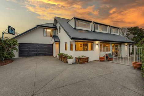 Photo of property in 95 Jeffreys Road, Strowan, Christchurch, 8052