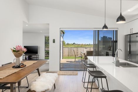 Photo of property in 60 Franks Way, Papamoa Beach, Papamoa, 3118