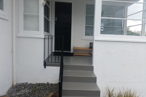 Photo of property in 11 Strathmore Place, Awapuni, Palmerston North, 4412