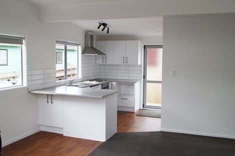 Photo of property in 337 Swanson Road, Ranui, Auckland, 0612
