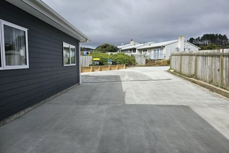 Photo of property in 7a Suffolk Place, Cannons Creek, Porirua, 5024