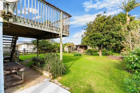 Photo of property in 22 Shoemaker Road, Waipu, 0510