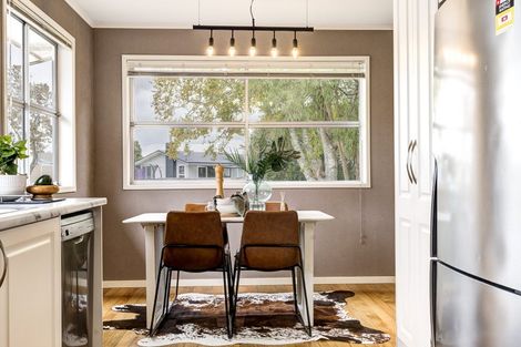 Photo of property in 36 Rosalind Street, Deanwell, Hamilton, 3206