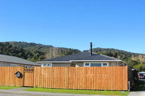 Photo of property in 111 Sinnott Road, Greymouth, 7805
