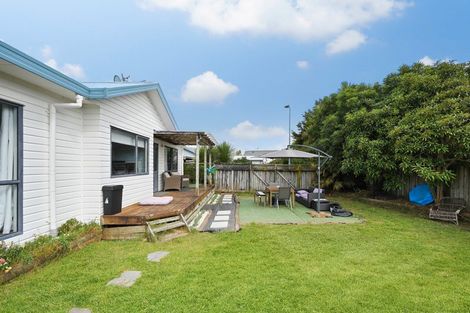 Photo of property in 18 Penney Green, Nawton, Hamilton, 3200