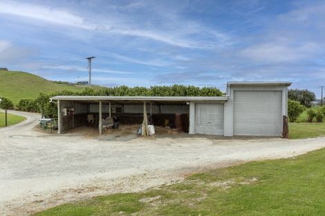 Photo of property in Rehutai Road, Baylys Beach, Dargaville, 0377