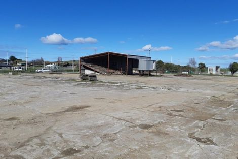 Photo of property in 42 Waikawa Road, Owaka, 9535