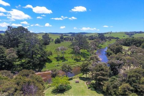 Photo of property in 846 Puketona Road, Haruru, 0204