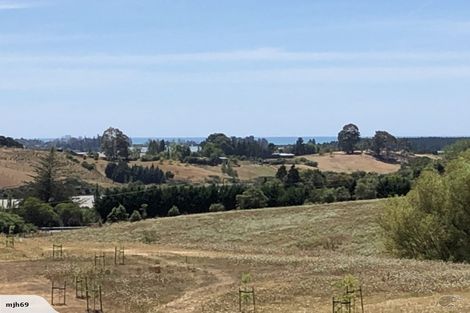 Photo of property in 12 Shirtcliff Lane, Redwood Valley, Richmond, 7081