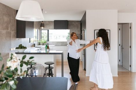 Photo of property in 21a Sunbrae Grove, Mount Maunganui, 3116