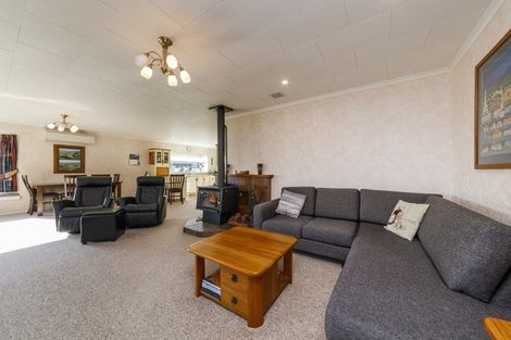 Photo of property in 580 Stoney Creek Road, Kelvin Grove, Palmerston North, 4470