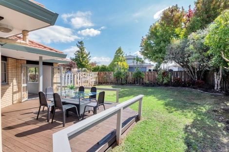 Photo of property in 20 Bushlands Park Drive, Albany, Auckland, 0632