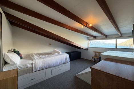 Photo of property in 15b Cameron Place, Fernhill, Queenstown, 9300