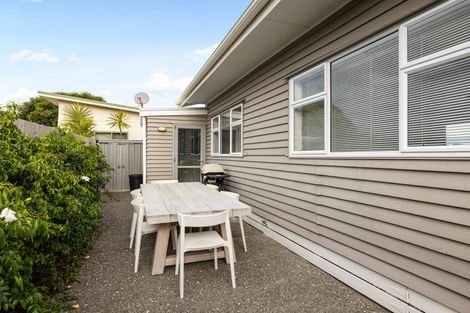 Photo of property in 220a Ocean Road, Whangamata, 3620