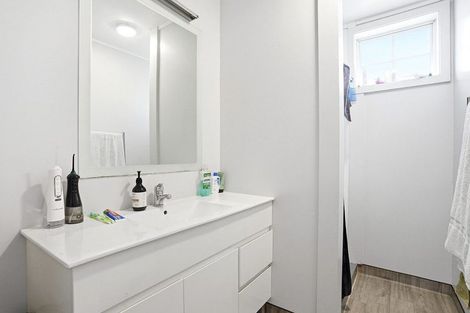 Photo of property in 112 Union Street East, North Dunedin, Dunedin, 9016
