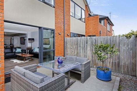 Photo of property in 1/14 London Street, Richmond, Christchurch, 8013