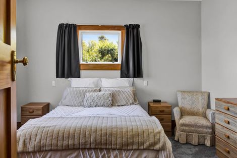 Photo of property in 26 Hamlet Street, Stratford, 4332