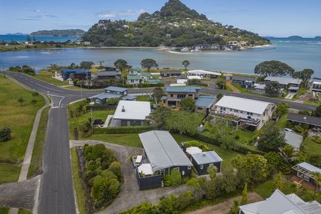Photo of property in 55 Hornsea Road, Tairua, 3508