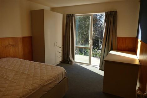 Photo of property in 3 Athol Terrace, Upper Riccarton, Christchurch, 8041